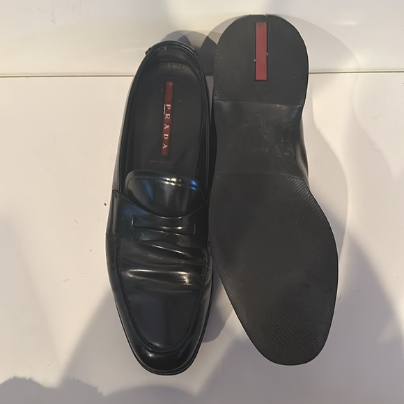 Prada | Size: 10 | Black - Picture 5 of 6